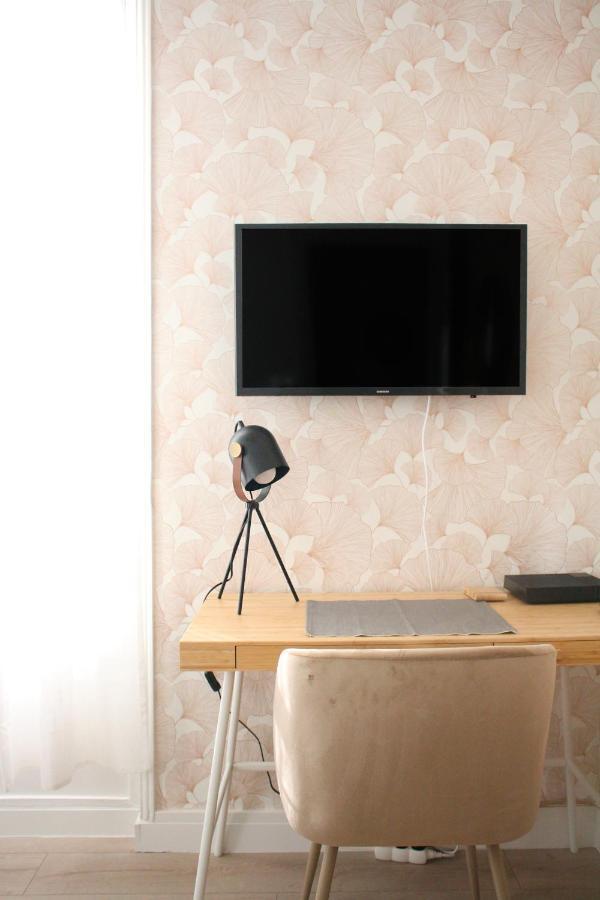 Studio Neuf Paris - La Defense โคล็อมบ์ ภายนอก รูปภาพ